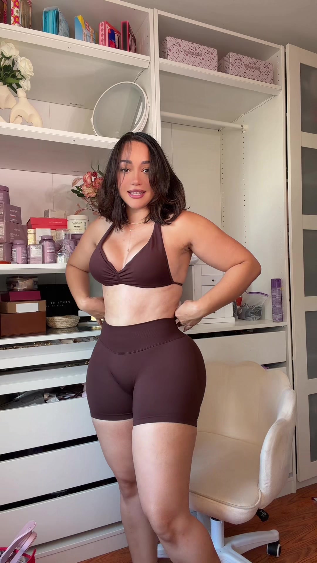 @emelytavv