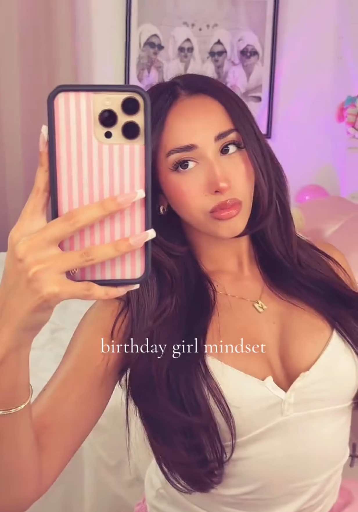 @౨ৎ⋆mina⋆౨ৎ