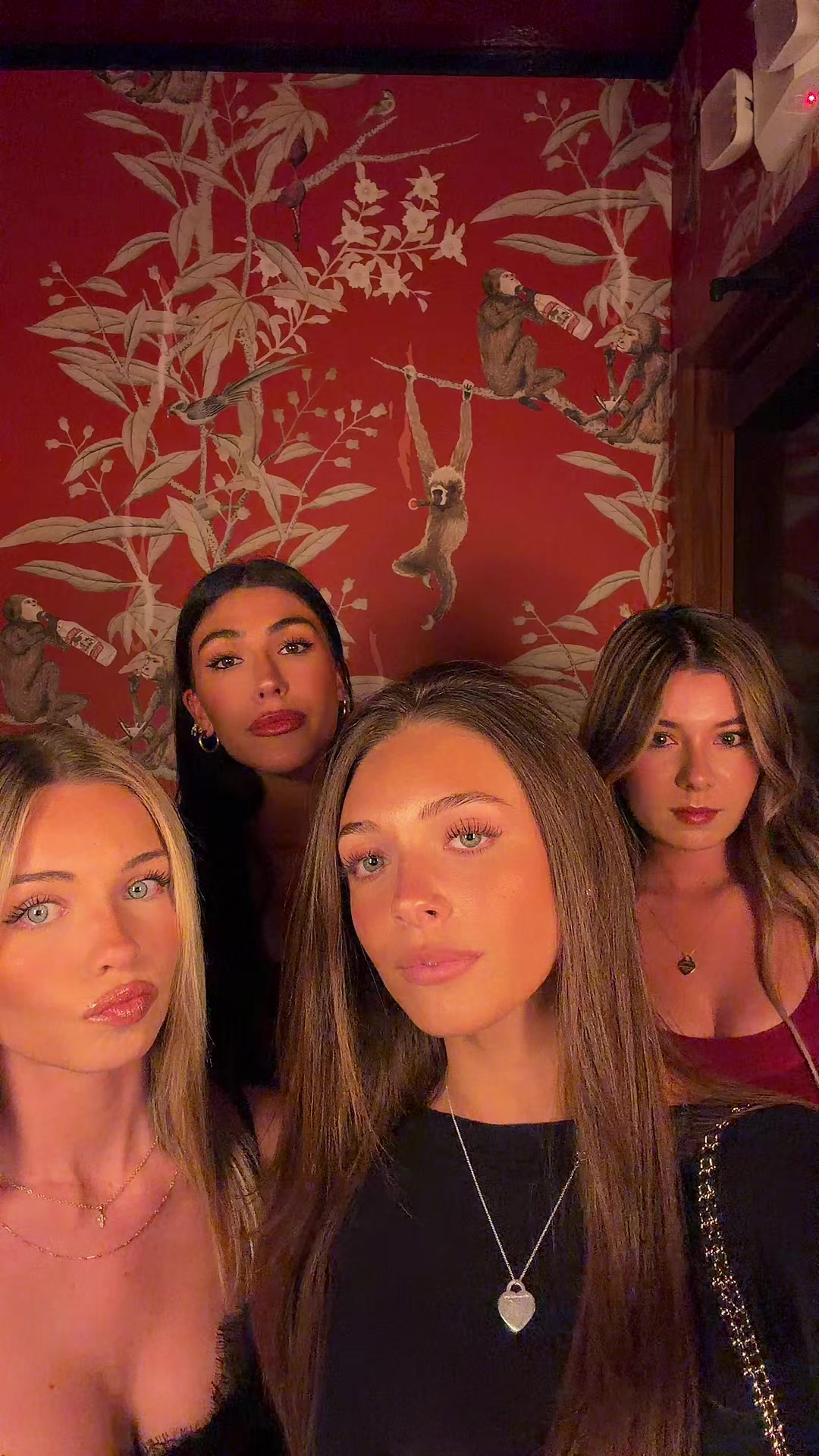 @sophiaegozi