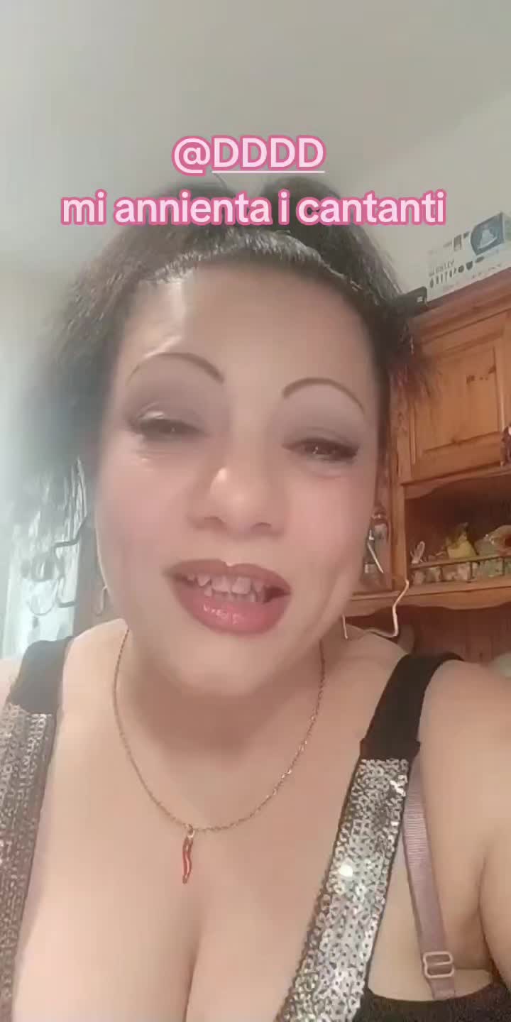 @Nenè🐦🔥🫰🏻👓🥥