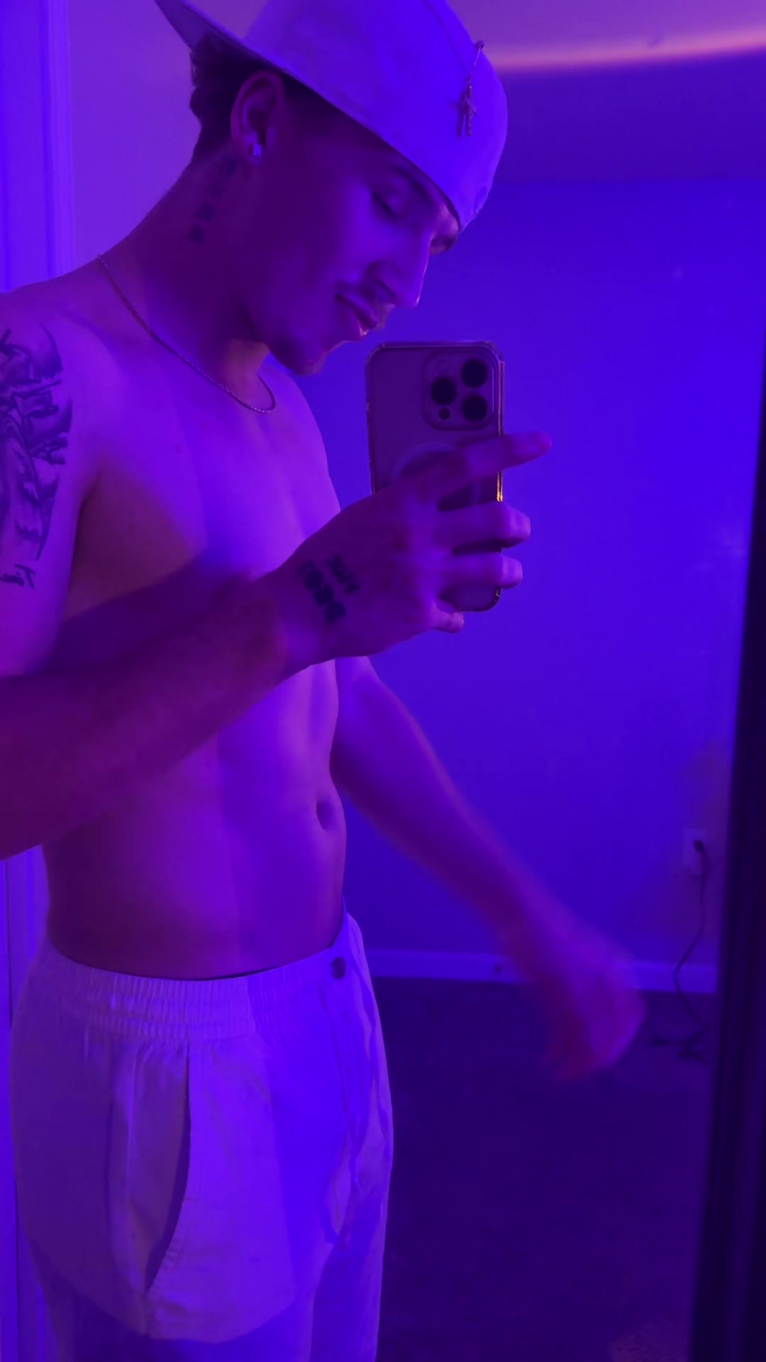 @Tyler👁️🗨️
