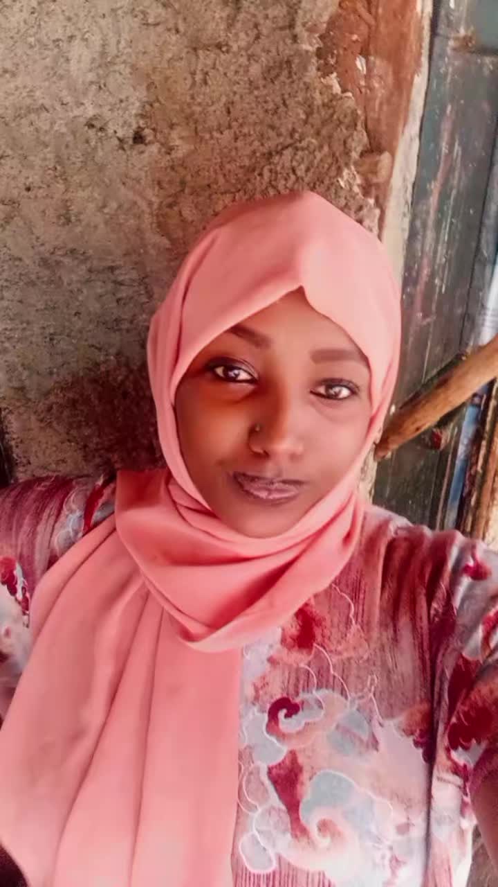 @ሪች ነኘ ፀይሟ