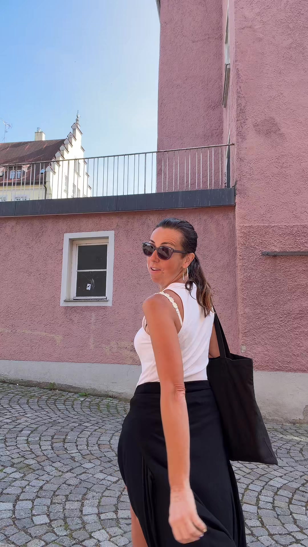 @natalilindau