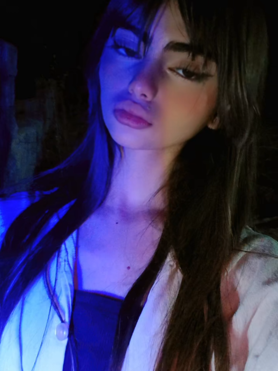 @Elina