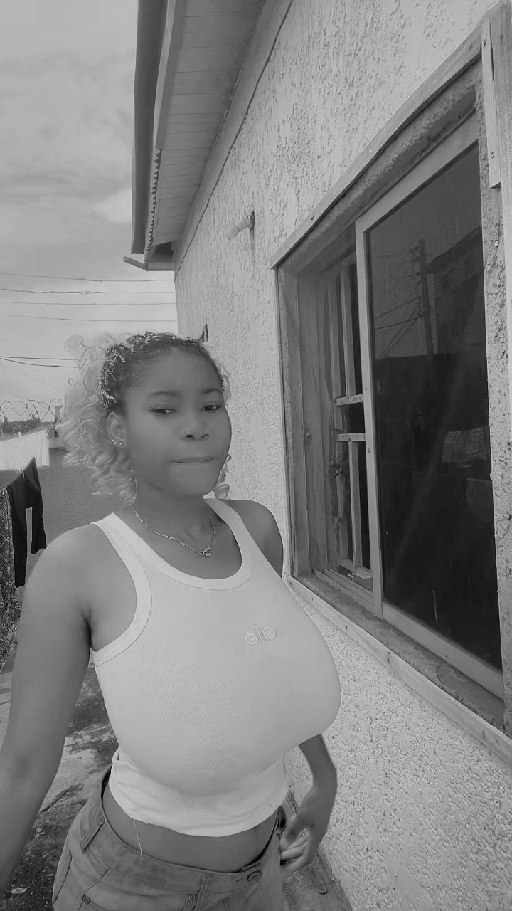 @FUNMI 🍀🍃