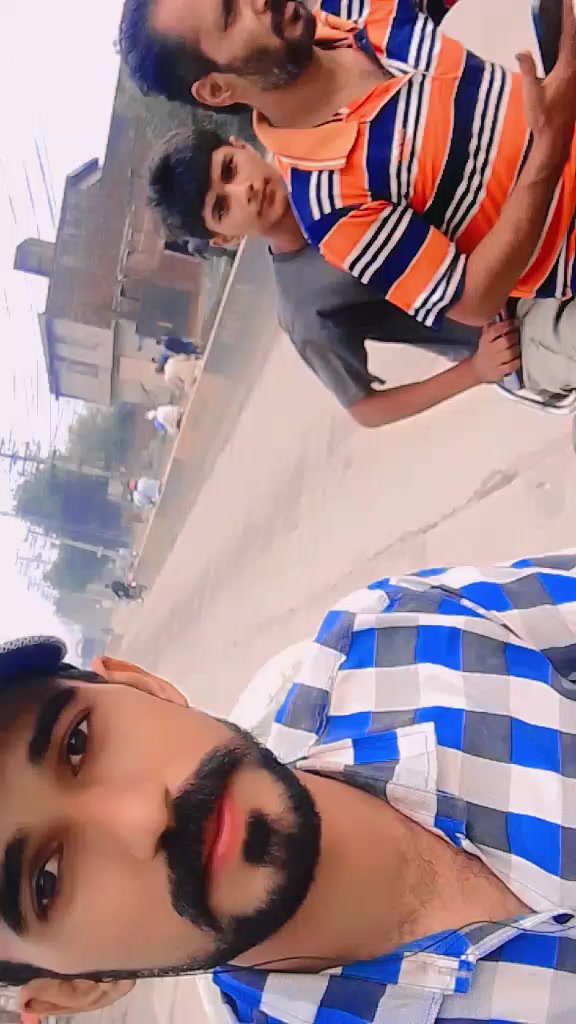 @Zaini ladla🪑🪑