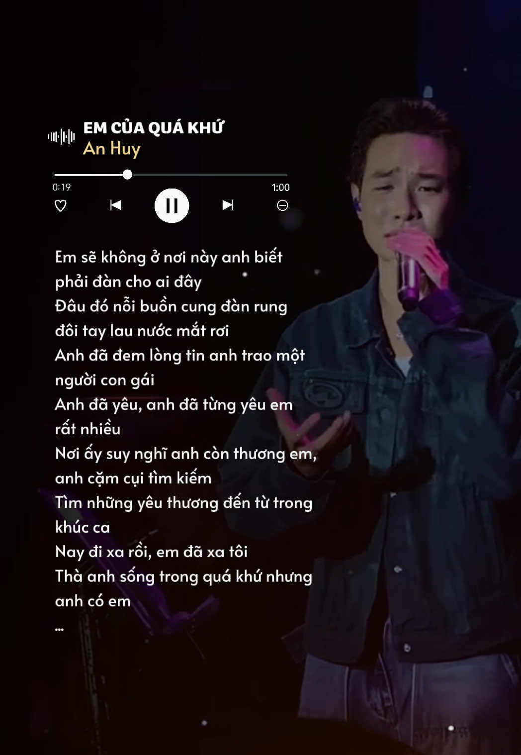 @Đêm xuống nhạc lên