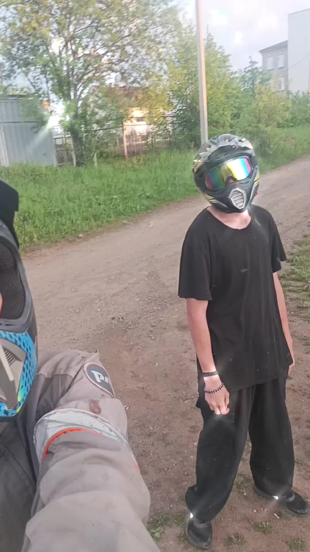 @Санёк