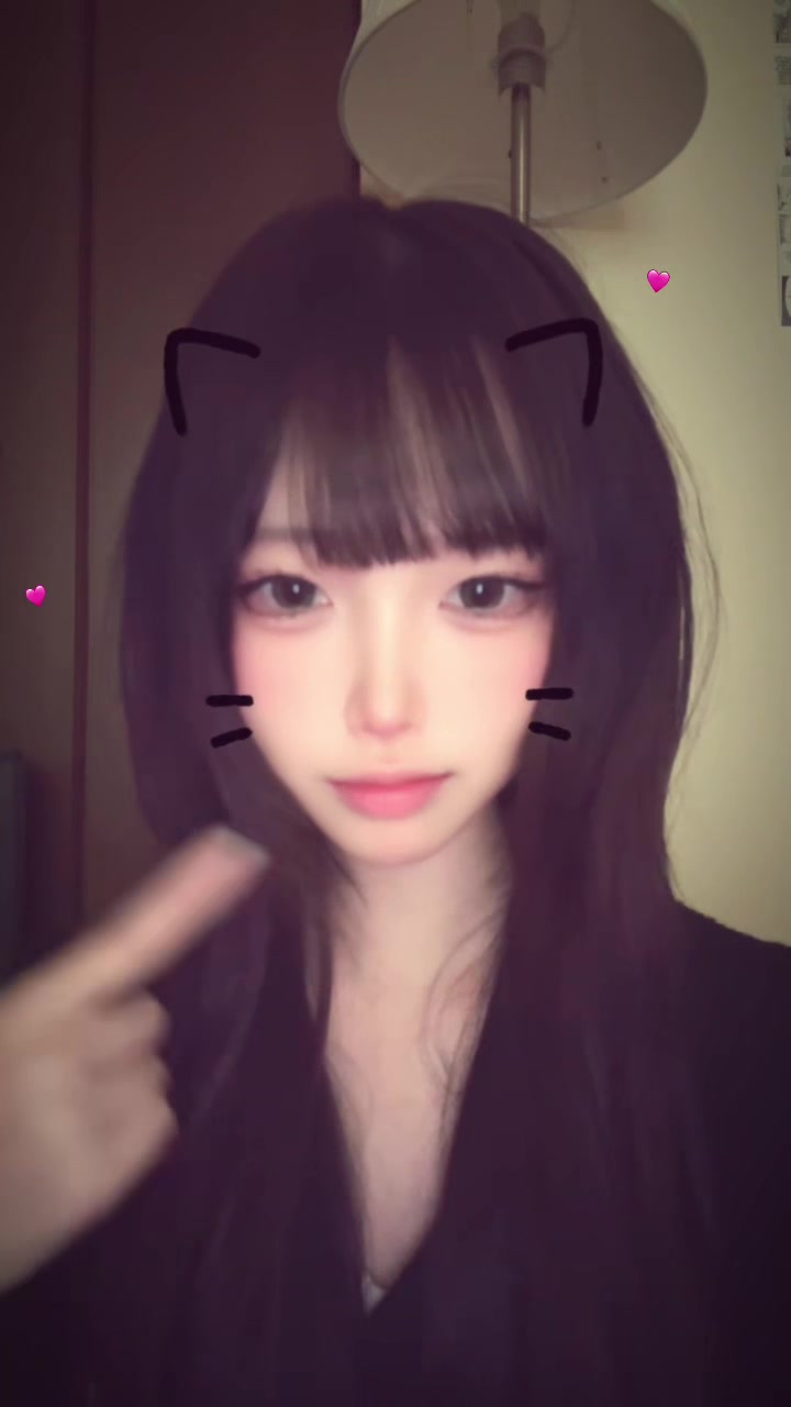 @ひな