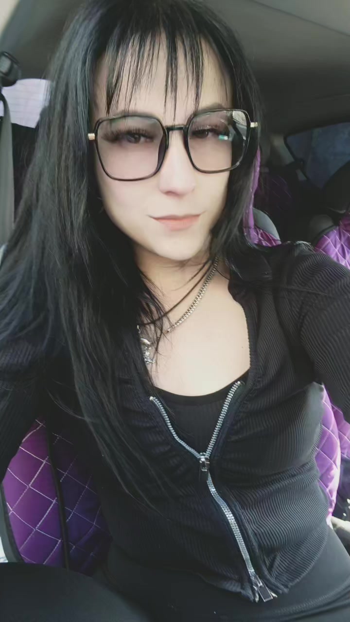 @olyuliskina