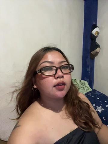 @April Nicole