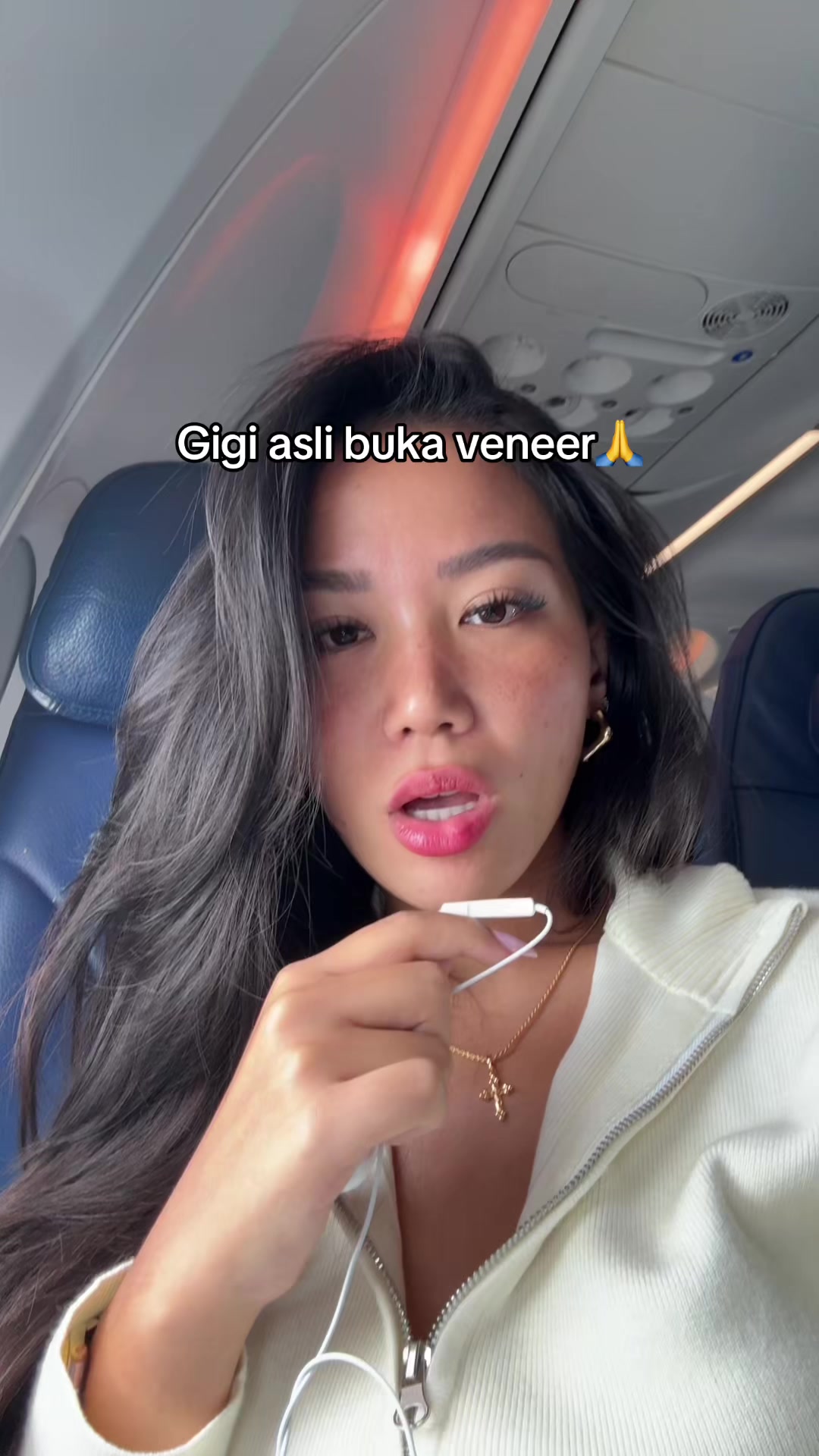 @Laura Siburian
