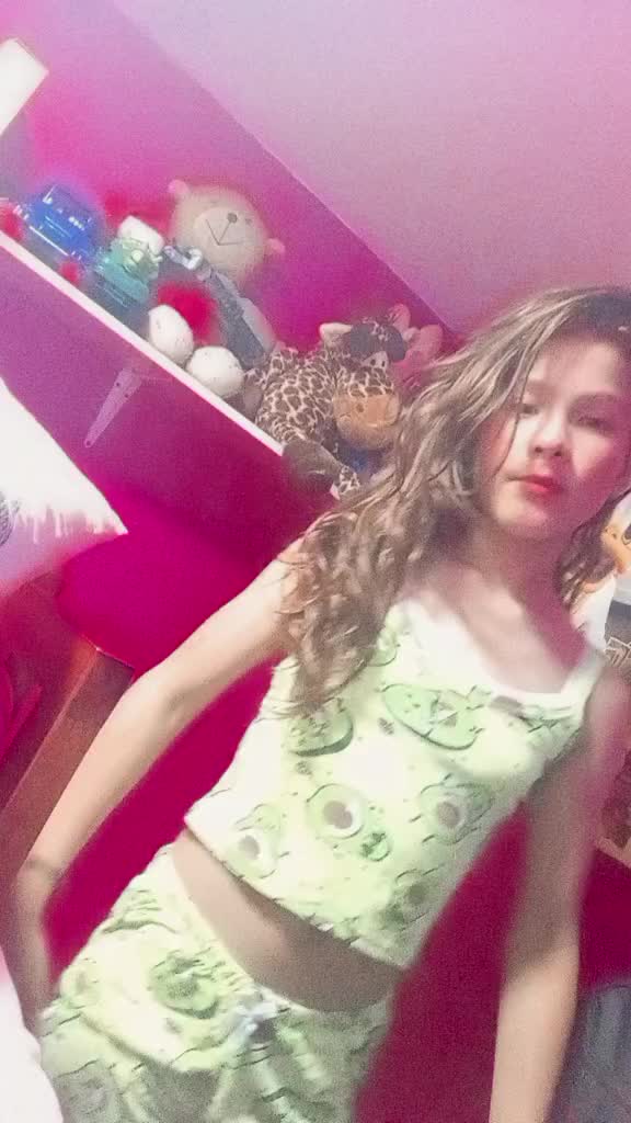 @Nikole Flores