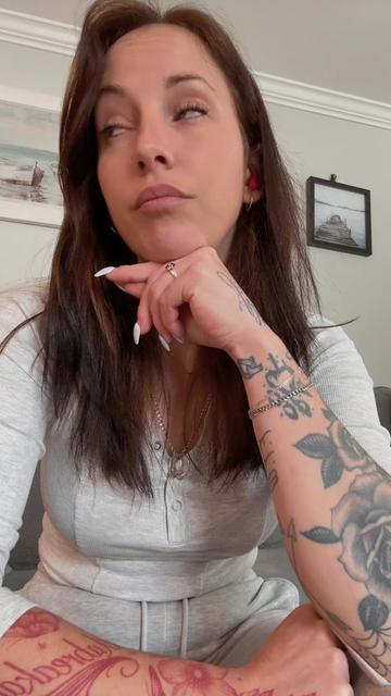 @justine_perrault