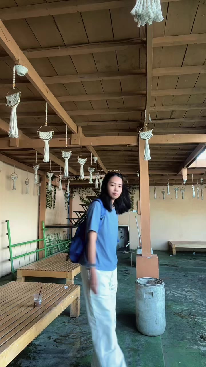 @sukabiscof