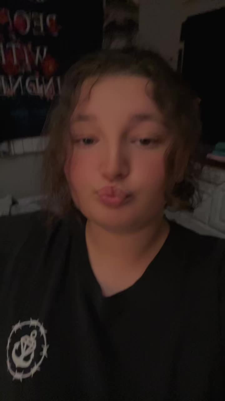 @𝒮𝒽𝑜𝓇𝓉𝓎😴💙