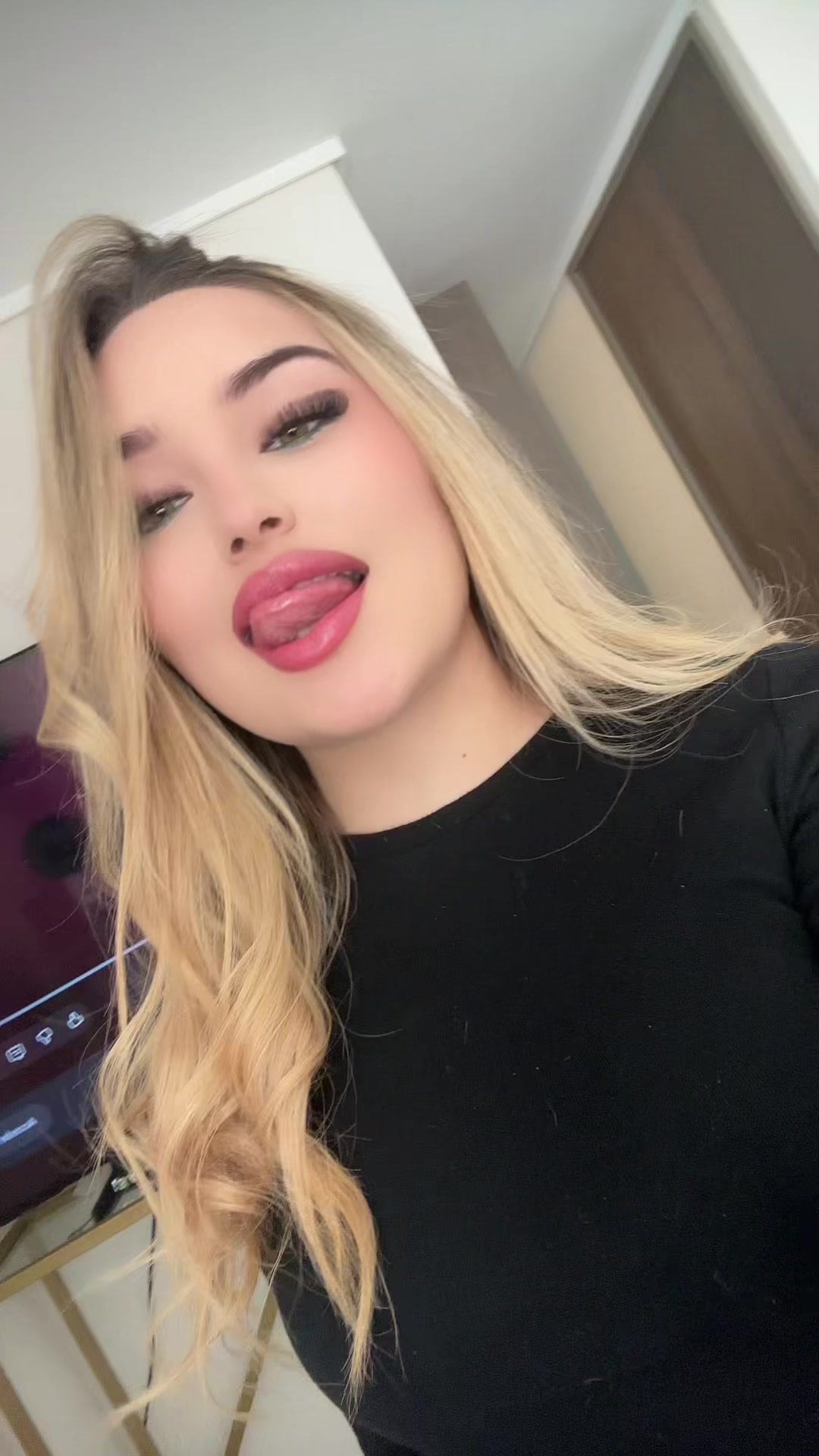 @Amara Ignacia โจ