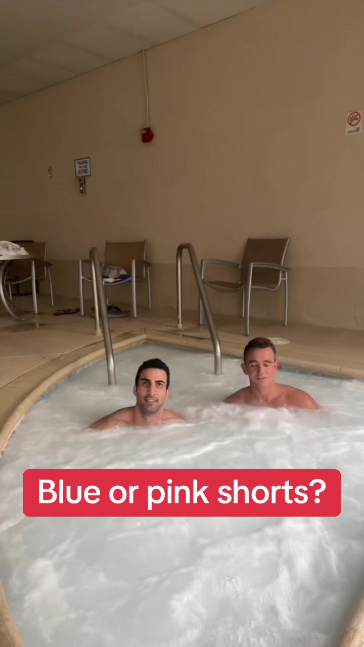 @RezzzV