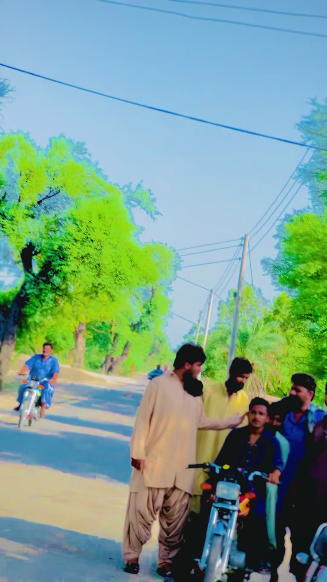 @☆،؛فلک بڈ1نی.&bull;
