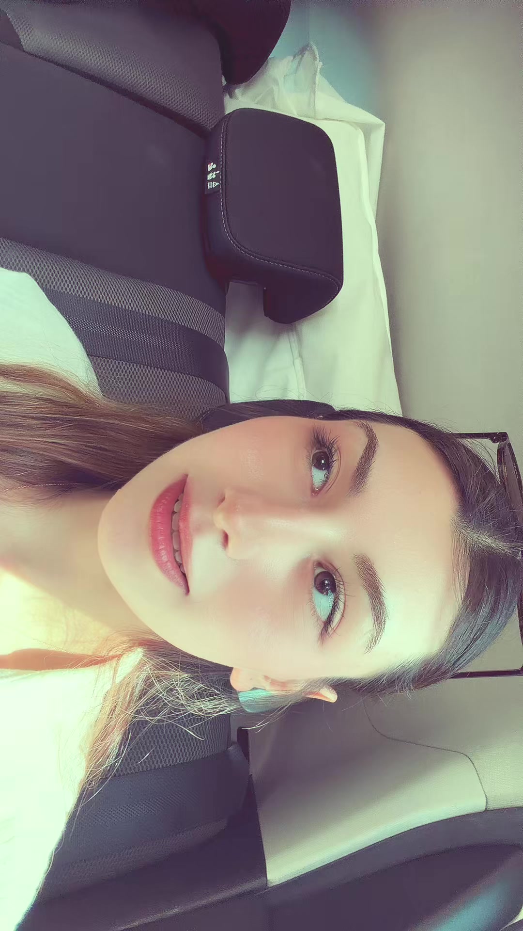 @Esmaa