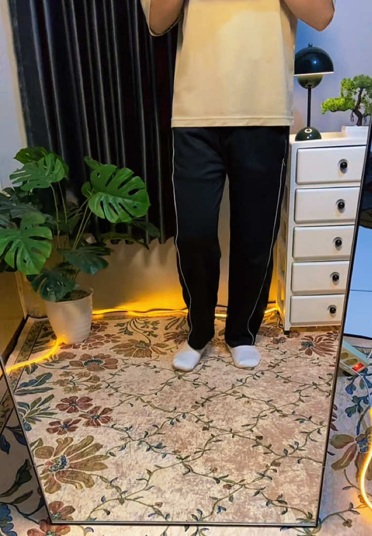@OutfitCorner