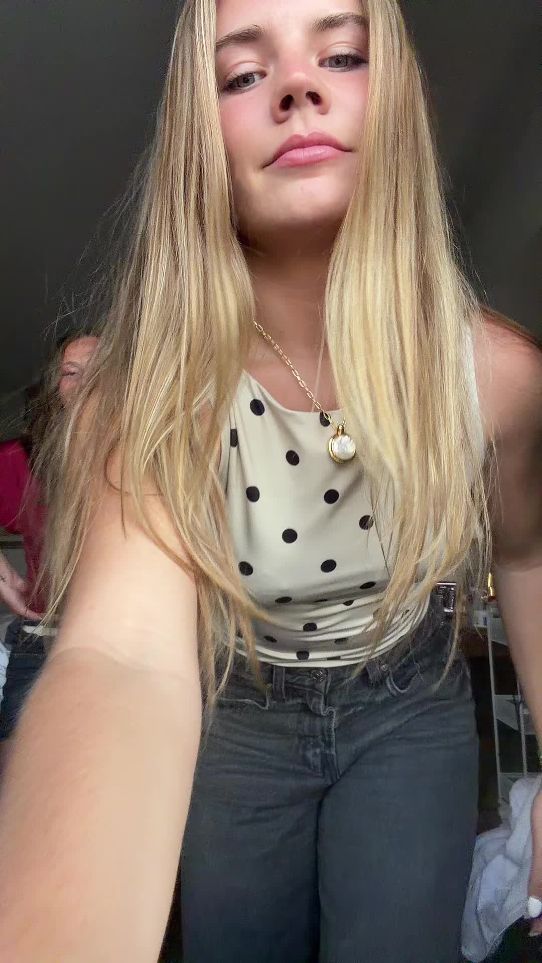 @JENNA🪩⚡️🫧