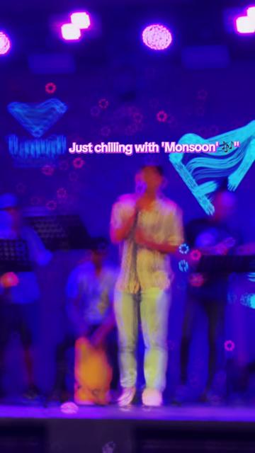 @Liquid Bar & Restaurant
