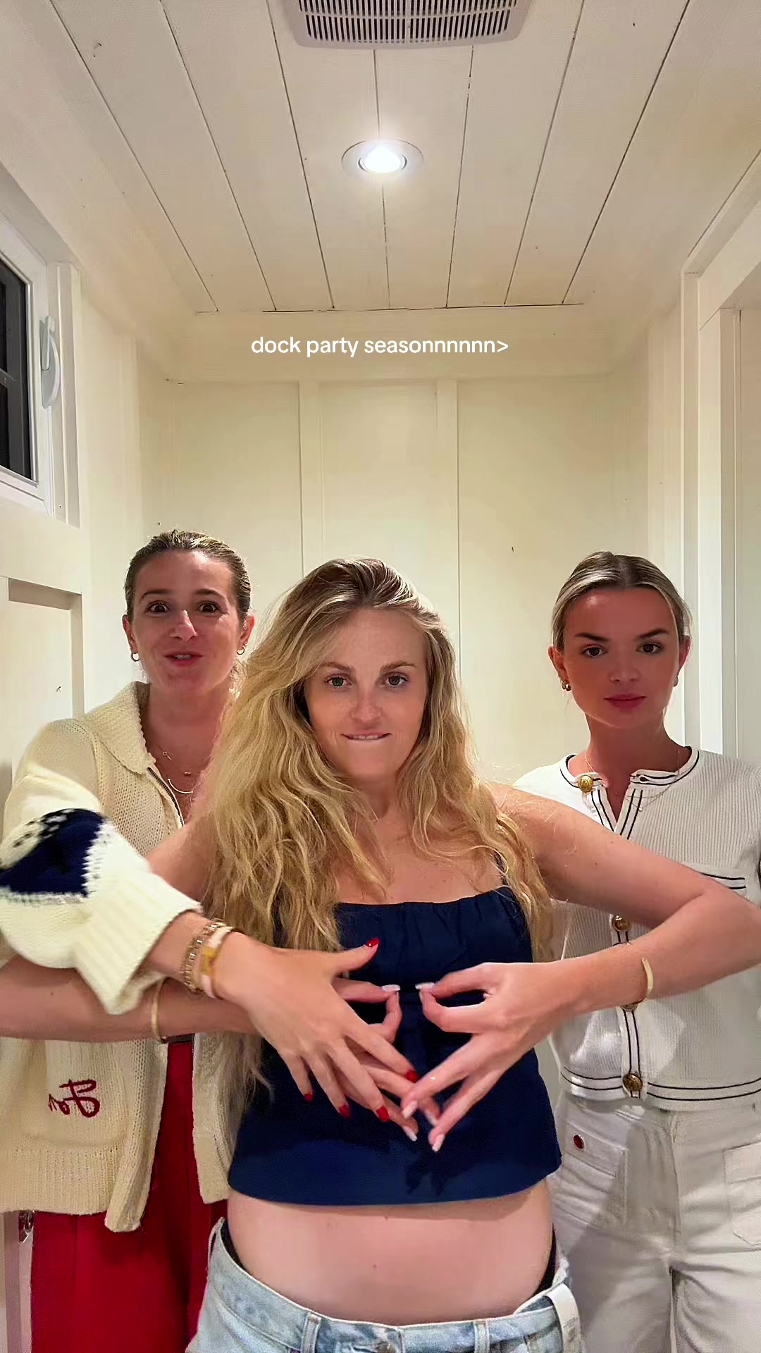 @dumbblondediary