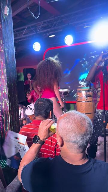 @Los Roland De La Ceiba