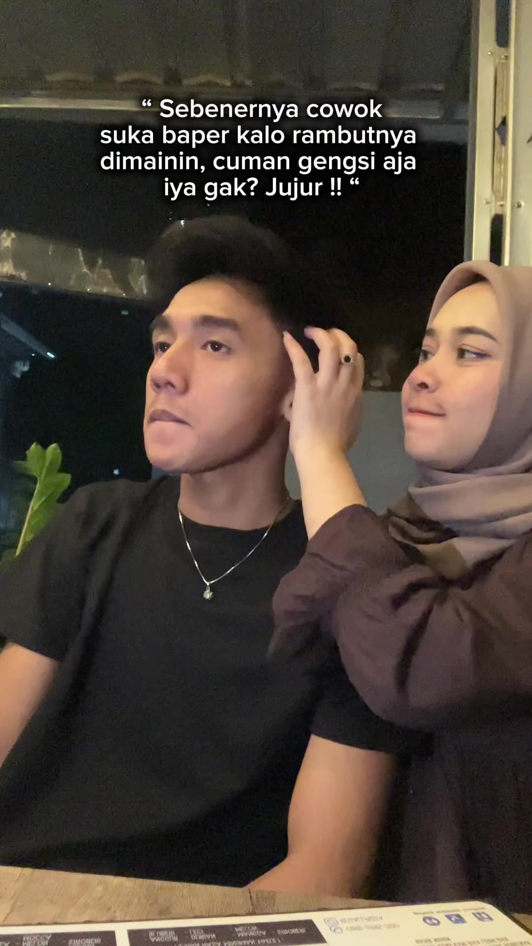 @Thiaraaapss