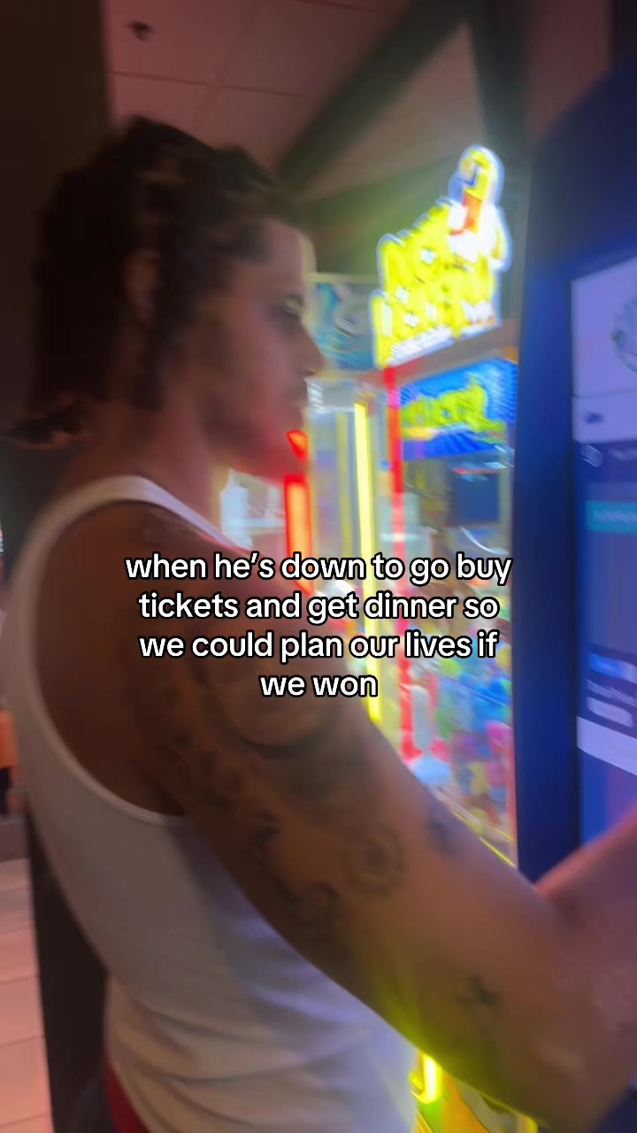 @𝓓𝓪𝓷𝓲𝓮𝓵𝓵𝓮 🤍