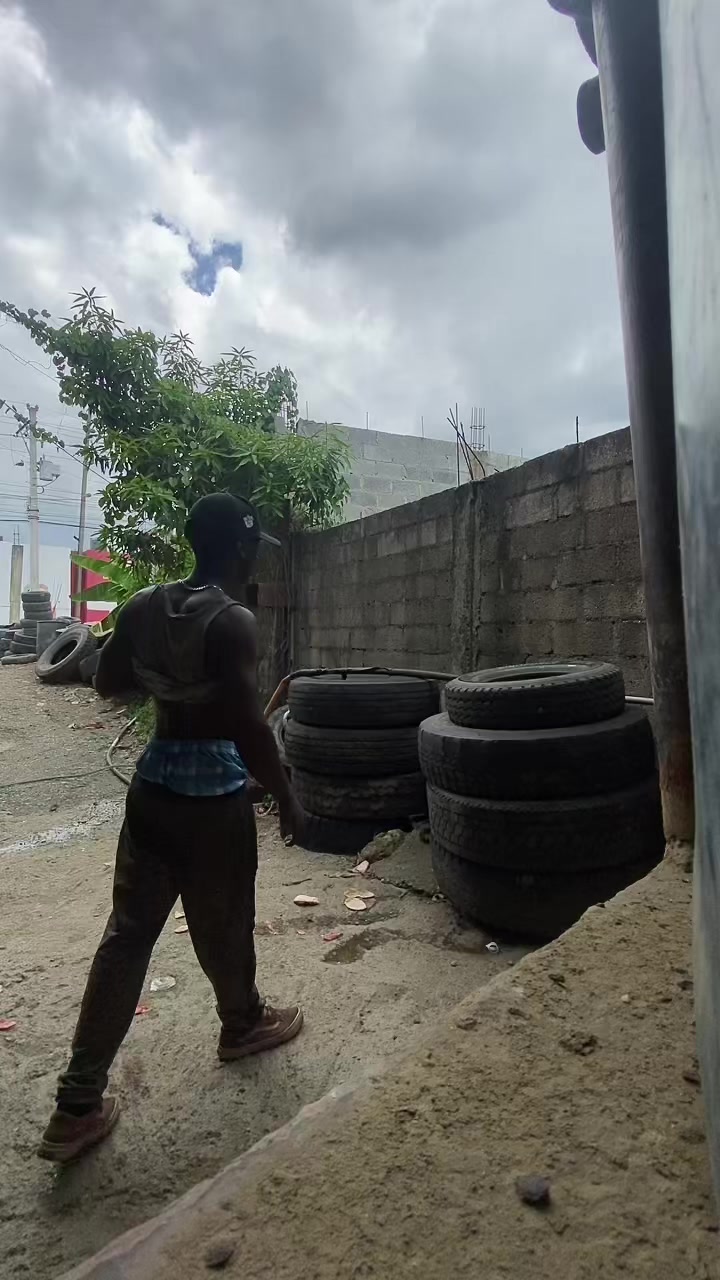@Black.bidy