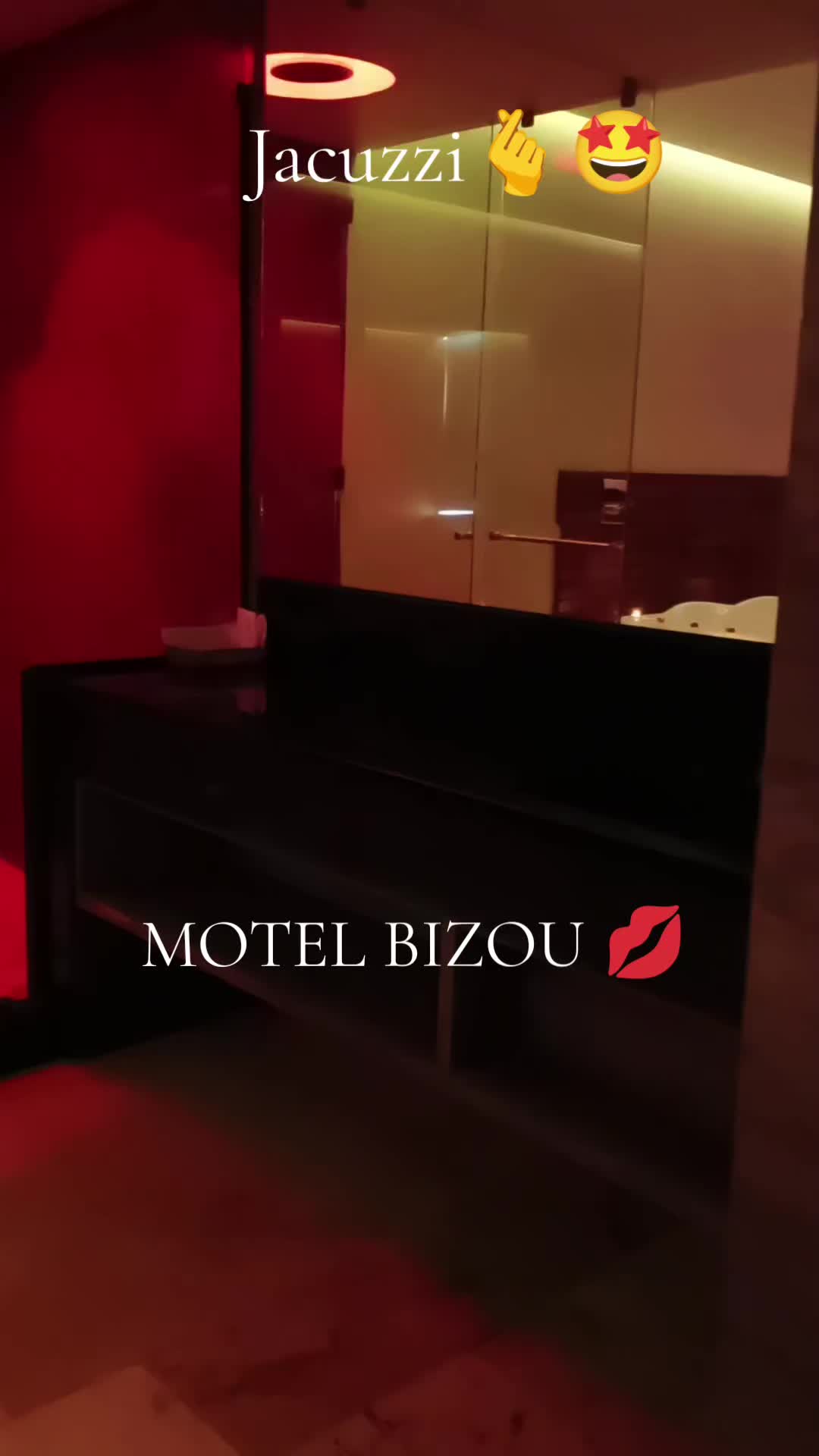 @Motel Bizou