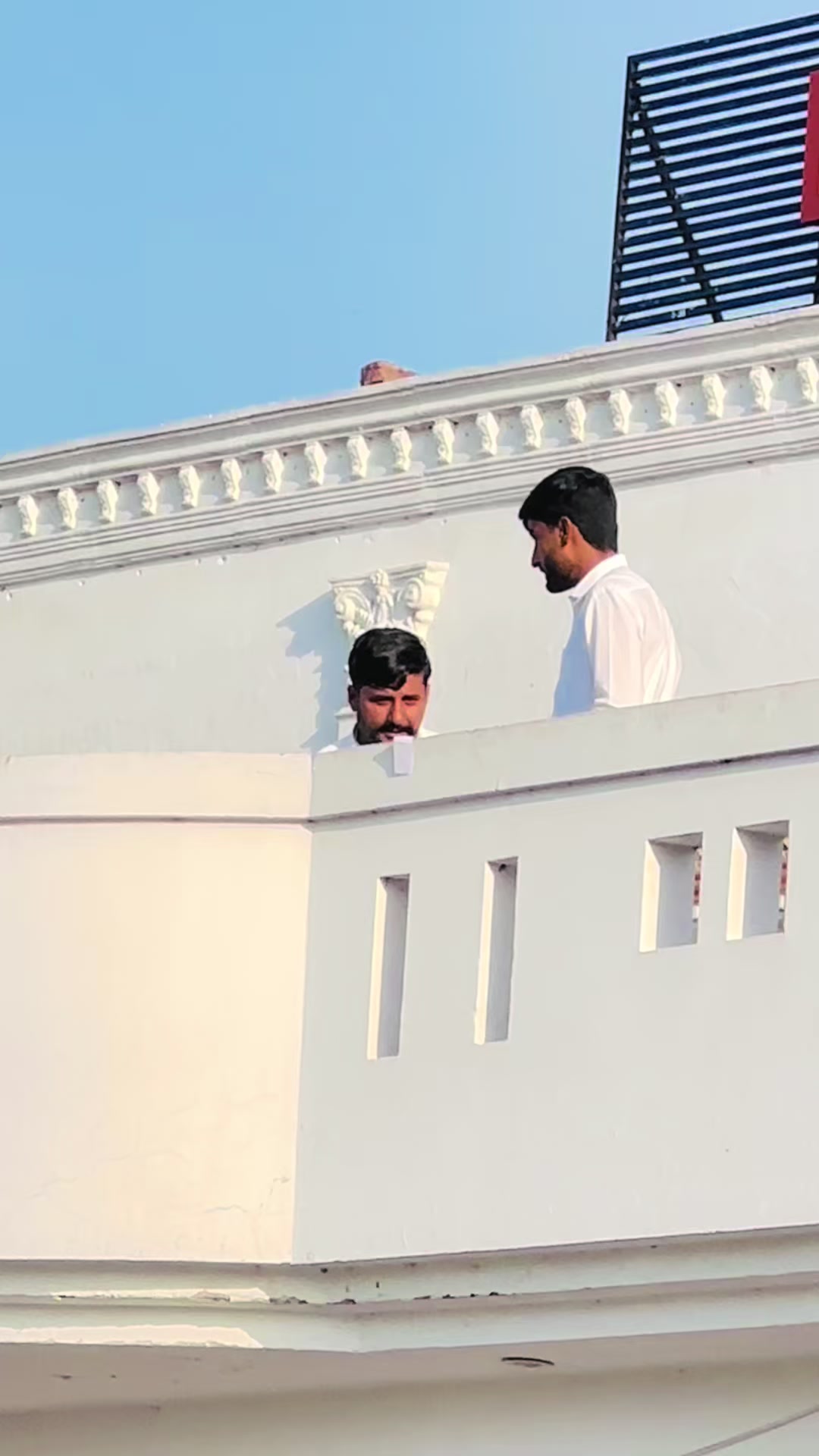 @عمر وڑائچ😉🥀