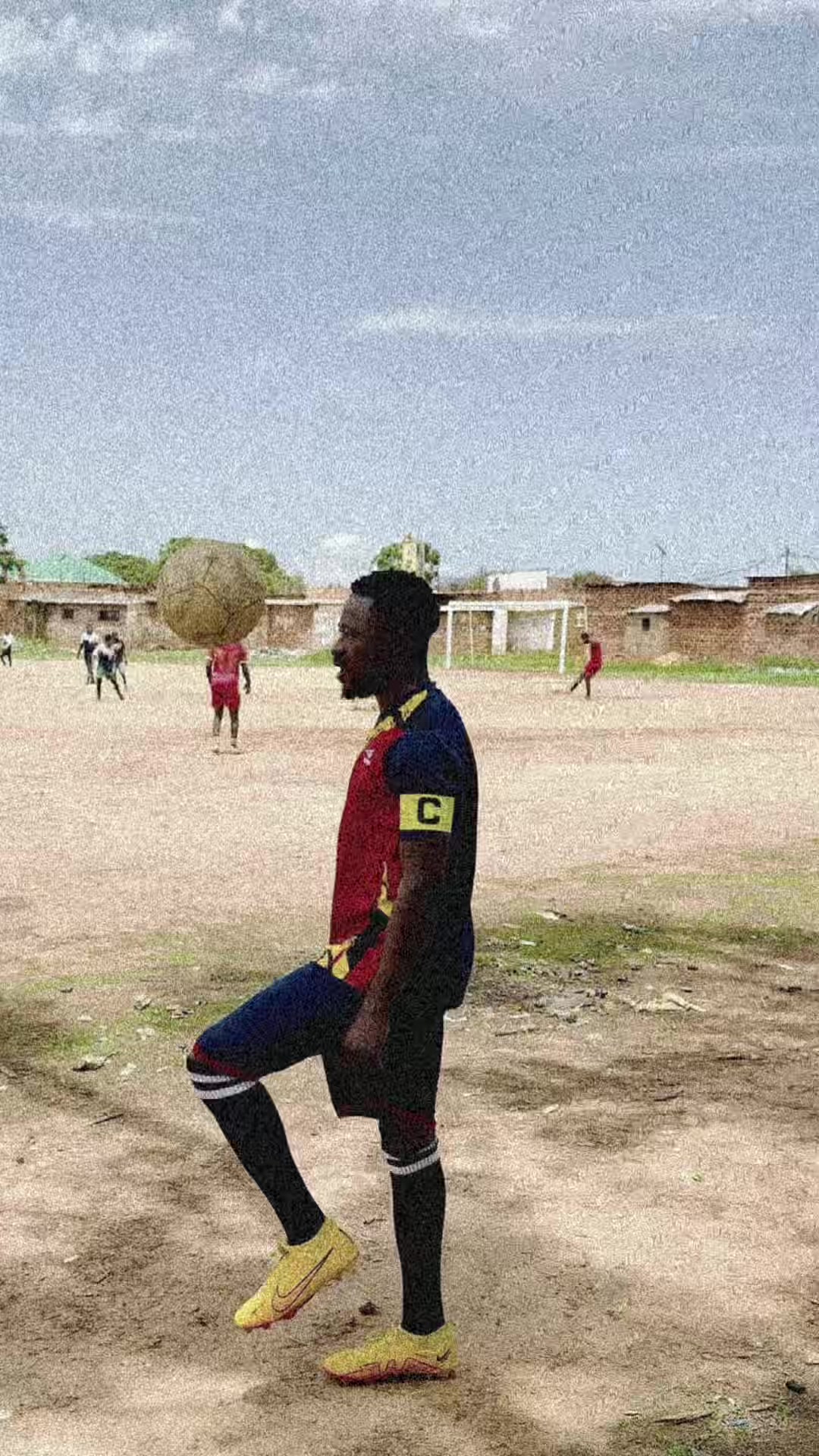 @Andreas Fils du Pouvoir 🇨🇩