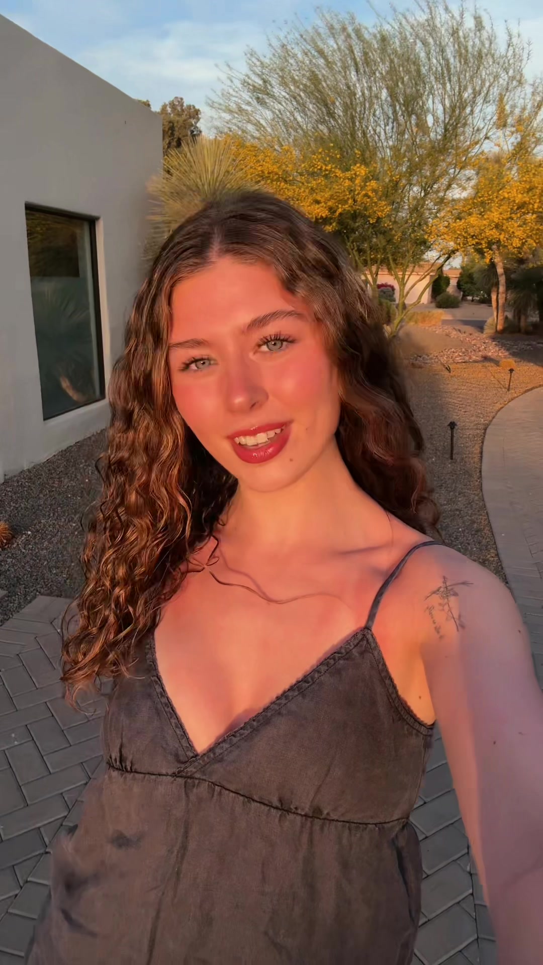 @ellieplumm