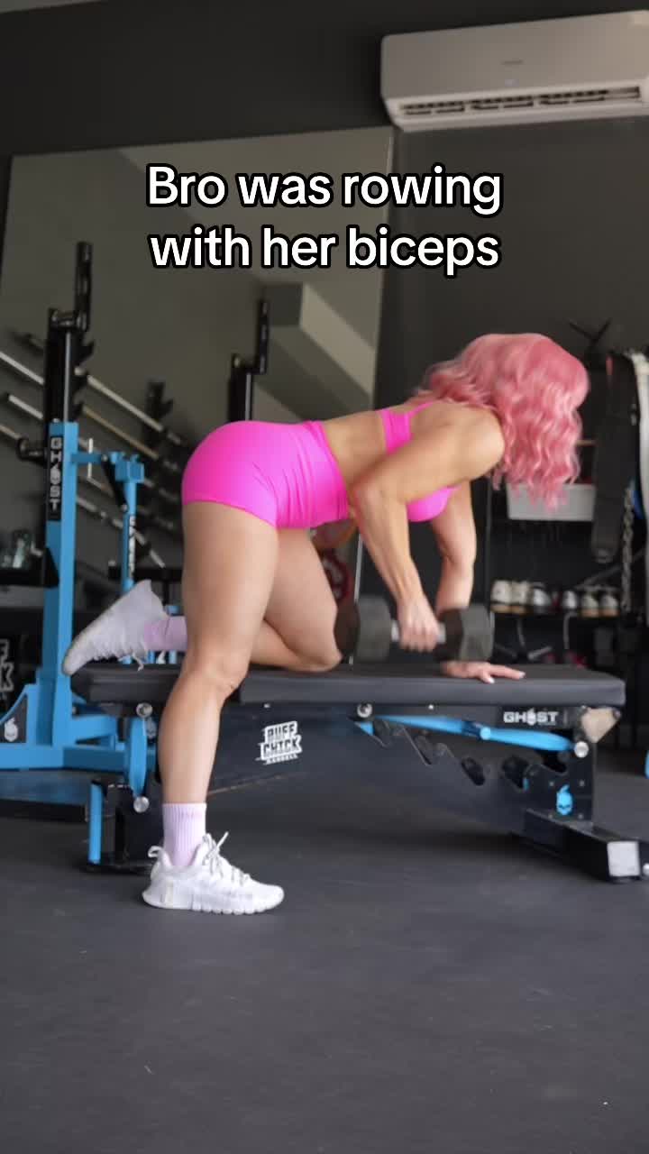 @megsquats