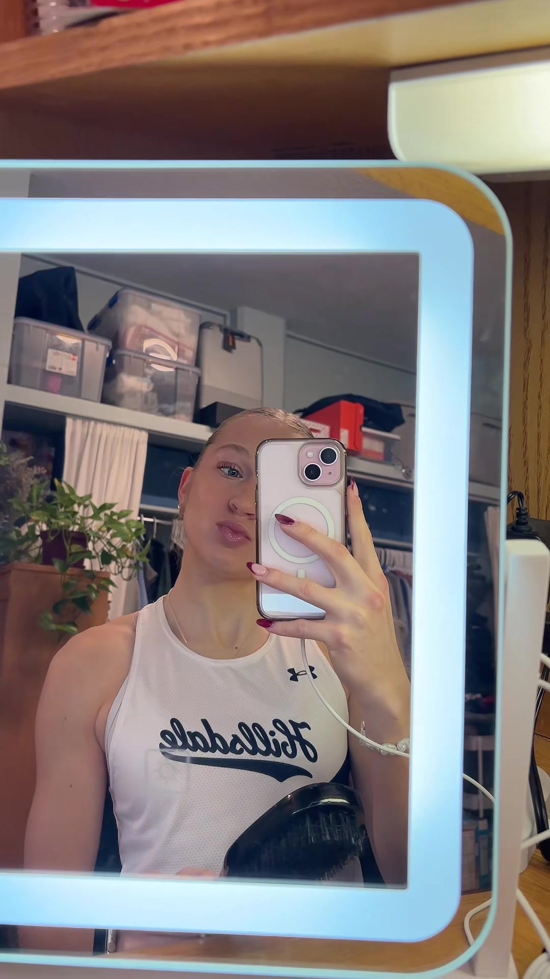 @anna