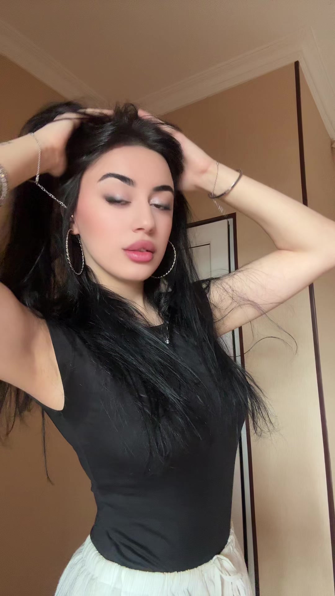 @𝟏𝟏:𝟏𝟏