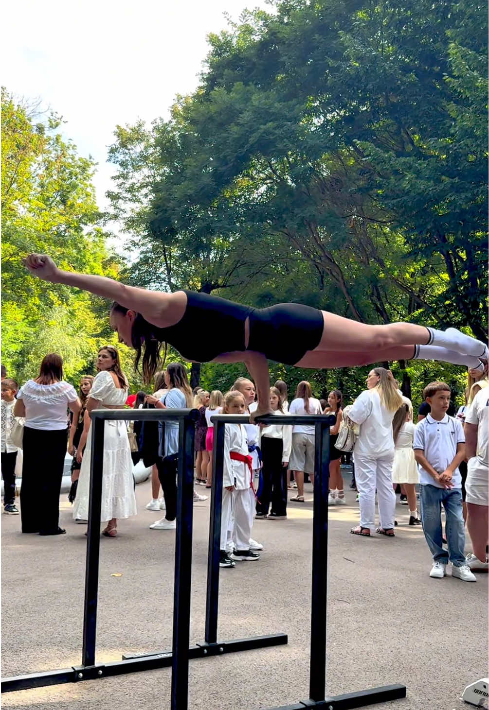 @lena.calisthenics
