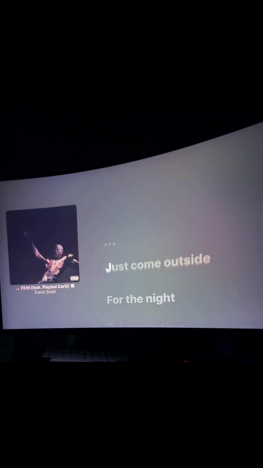 @𝔩𝔶𝔯𝔦𝔵𝔠𝔰__.🎧