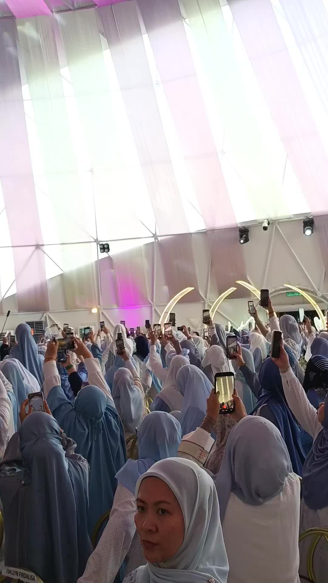 @PUAN MAMASITA