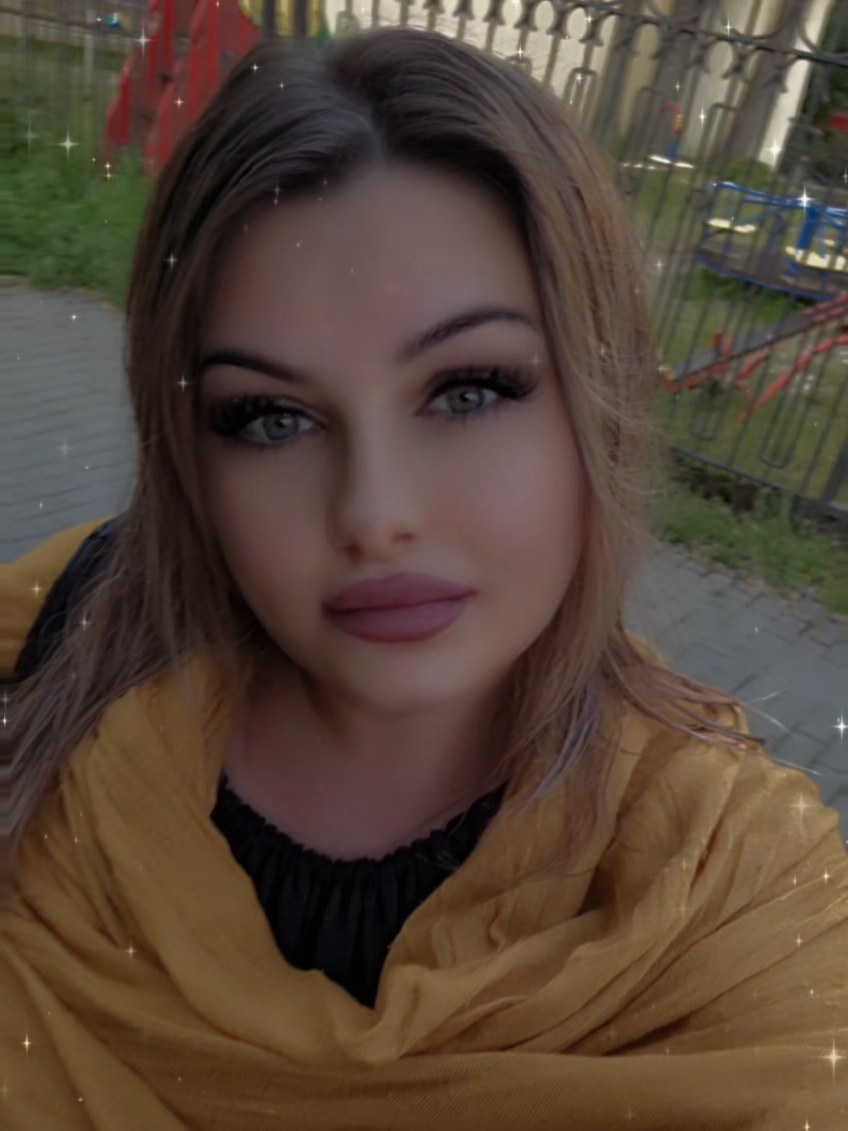 @Оленька