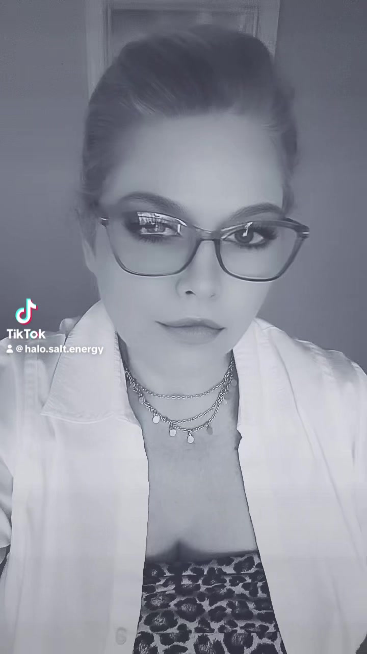 @indialeighintuitive
