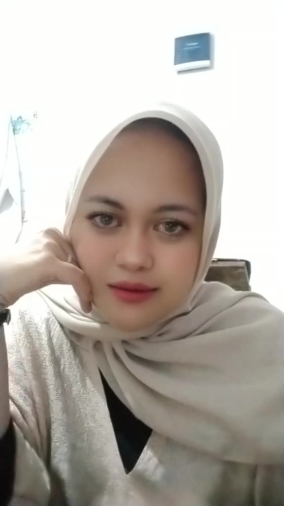@gurlssss!