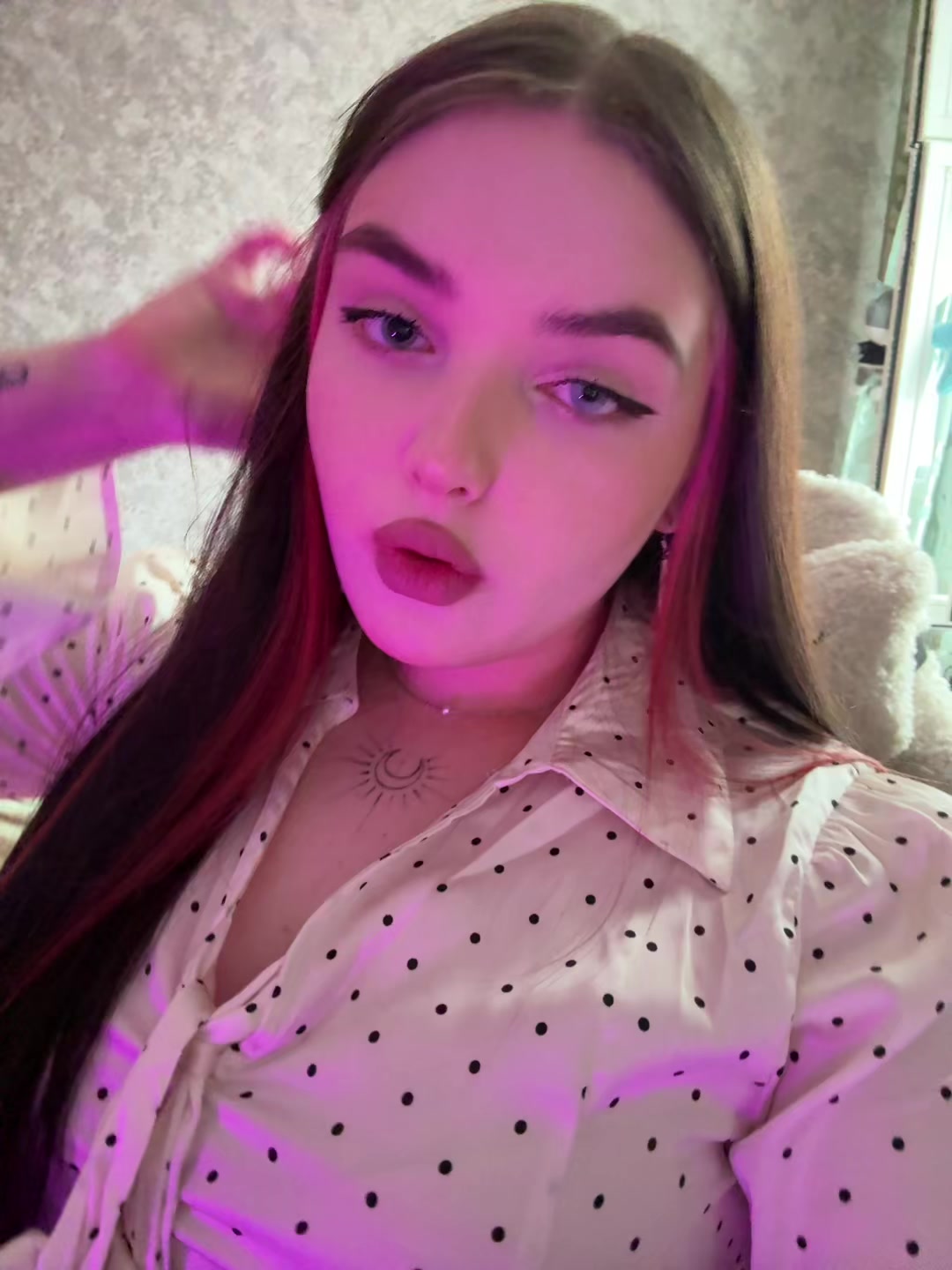 @VVUULLGGAARR