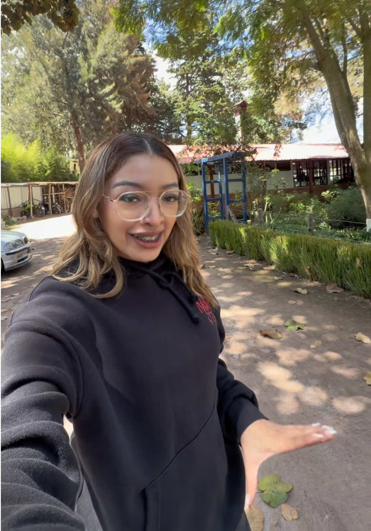 @Mitzy🖤