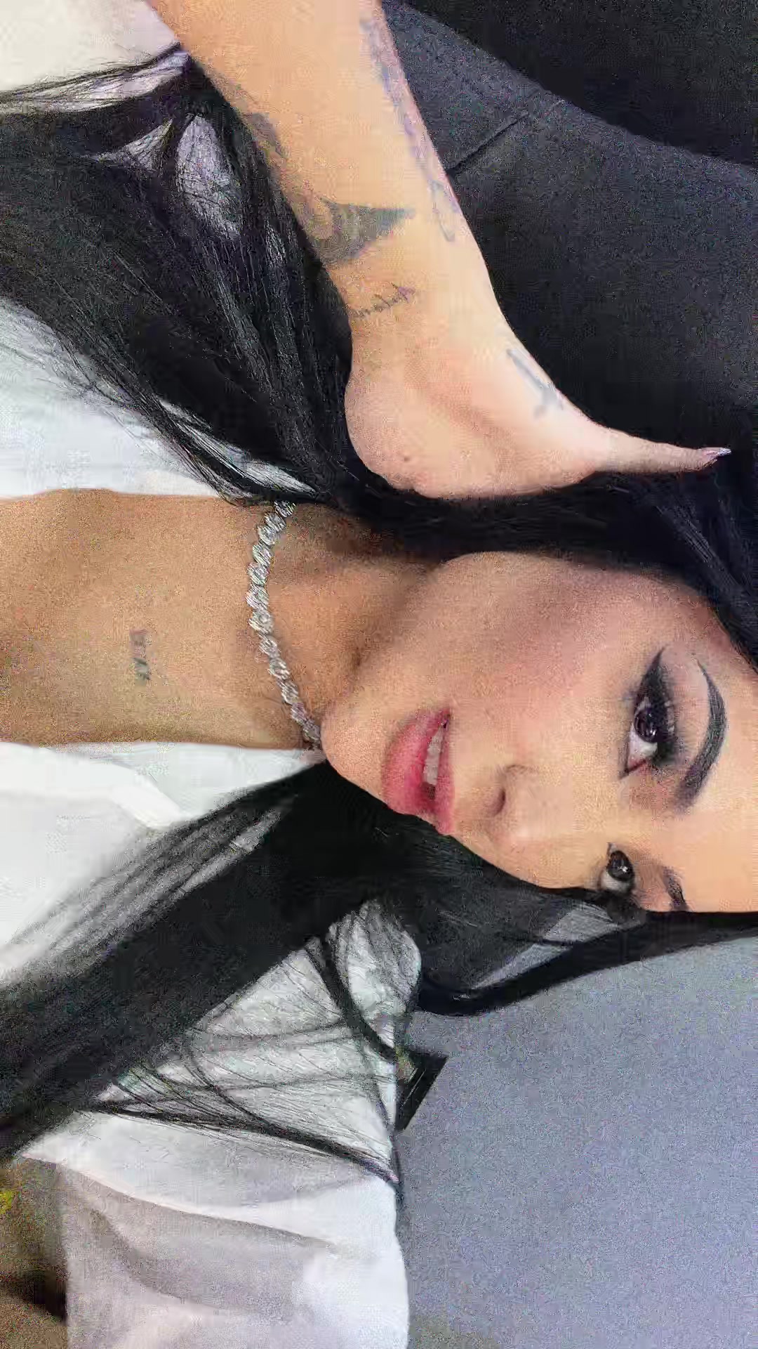 @fiorellaaaa21