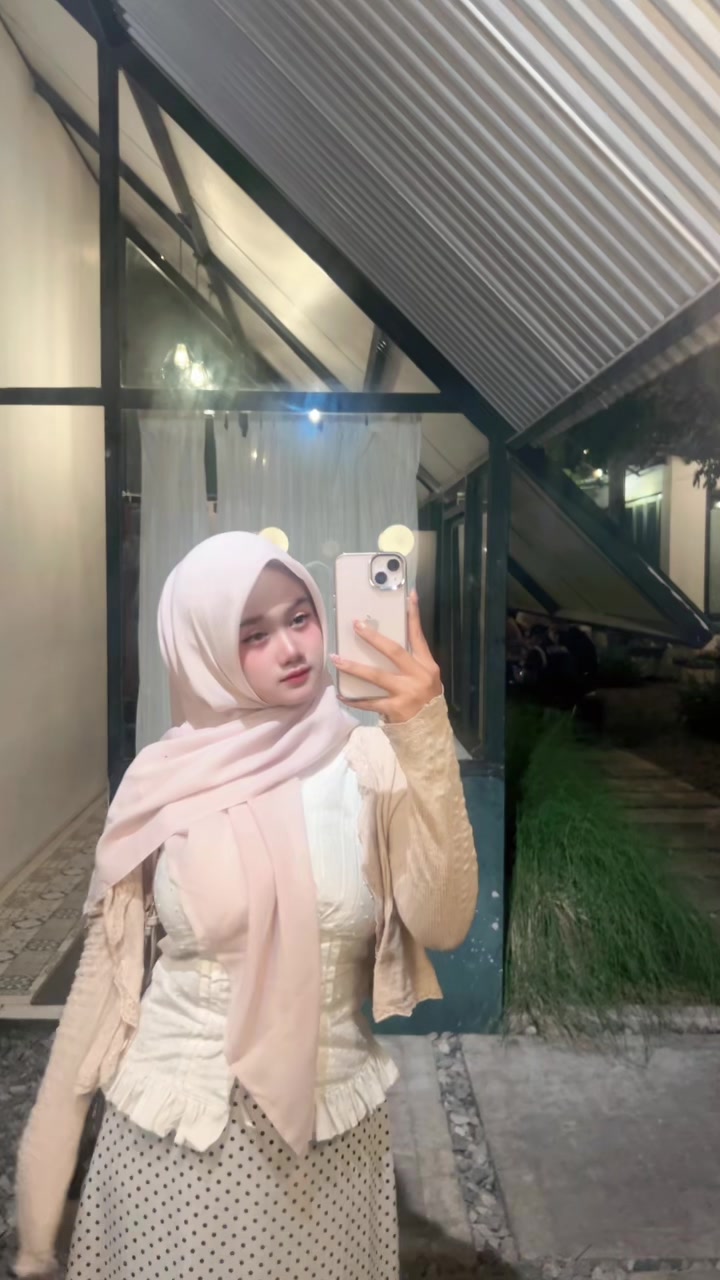 @dheaaa30