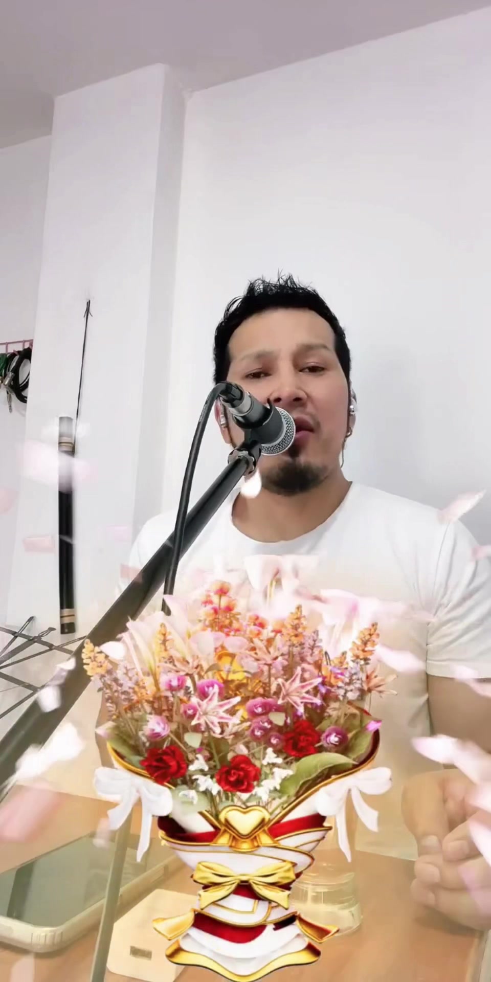 @PaulMaxOficial